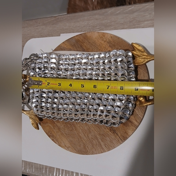 Pop Tab Wristlet Silver - Picture 4 of 5